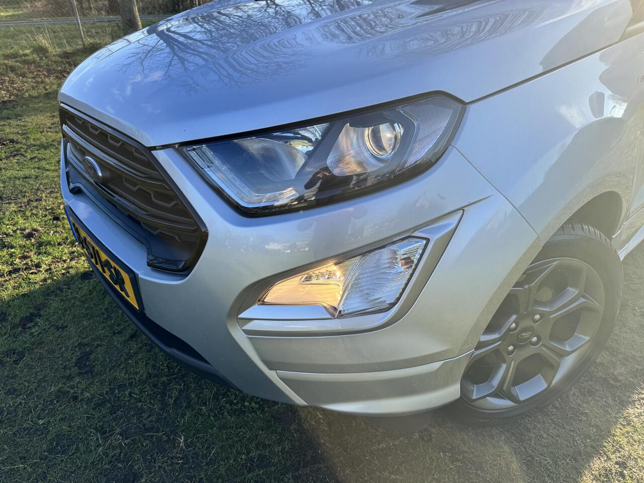 Ford ECOSPORT 1.0 EB 125PK ST-Line Black automaat | WINTERPAKKET | CRUISE | NAVI | CLIMA |
