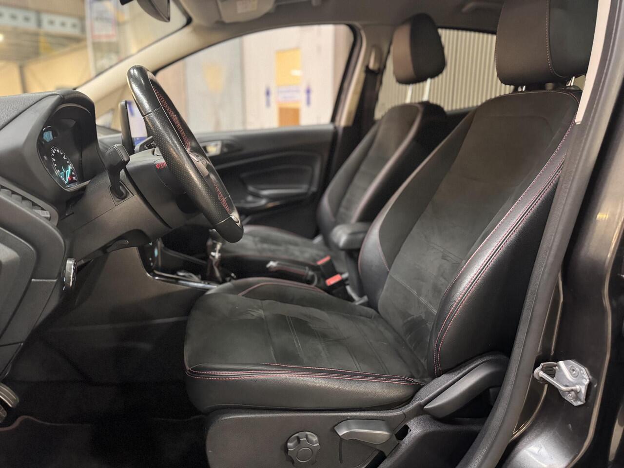 Ford ECOSPORT 125pk ST-Line Black Navi Camera Trekhaak Winter Parking Dodehoek B&O pack Privacy glass Dealeronderhouden