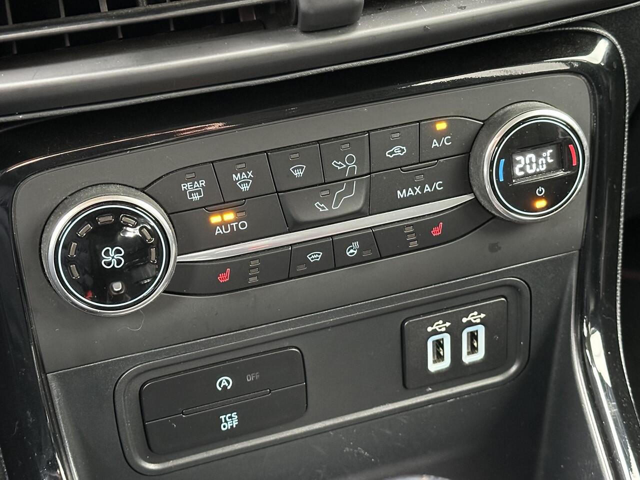 Ford ECOSPORT 1.0 EcoBoost ST-Line | NL Auto/Voll.Historie/Navi/Camera/Winter-Pack/17"/Afn.Trekhaak/Apple CarPlay-Android Auto