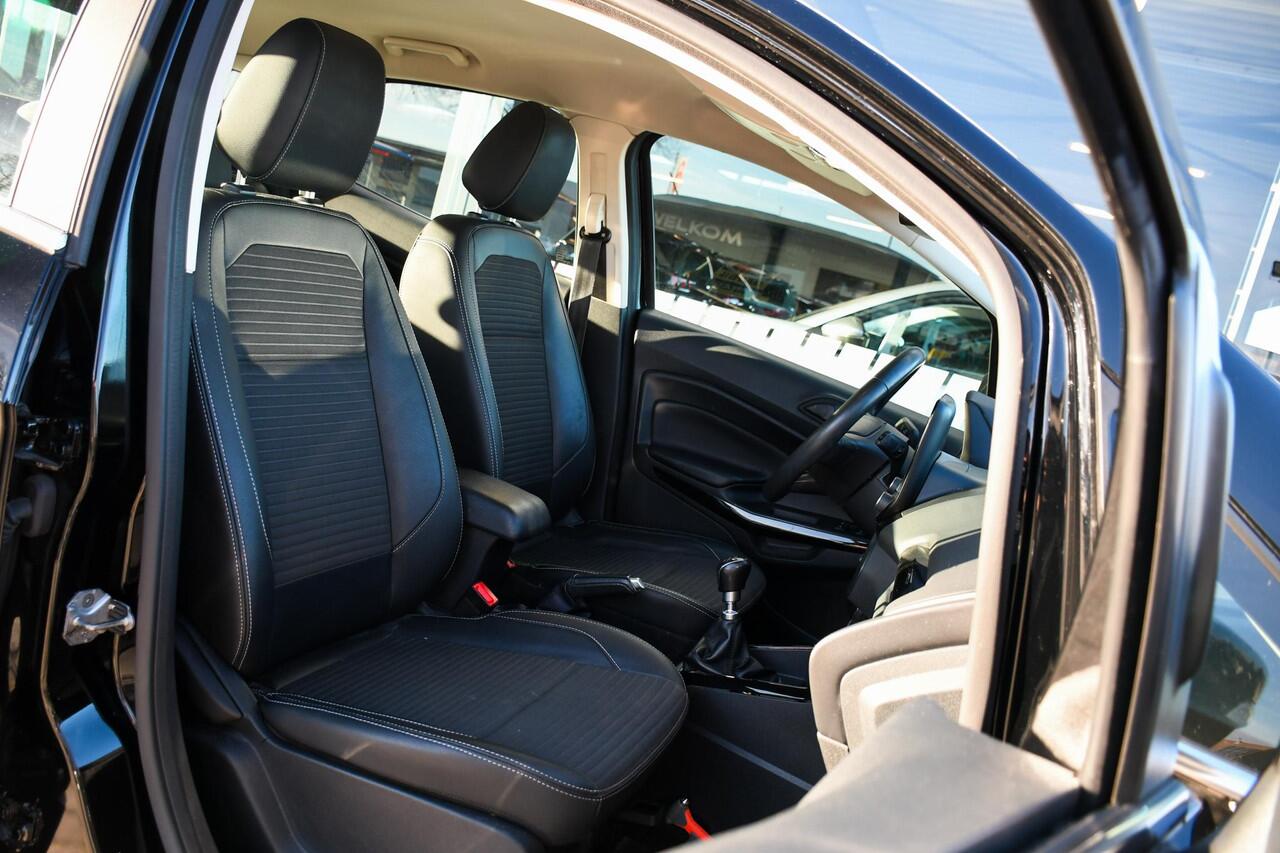 Ford ECOSPORT 1.0 EcoBoost Titanium APPLE CARPLAY/ LEDER-STOF