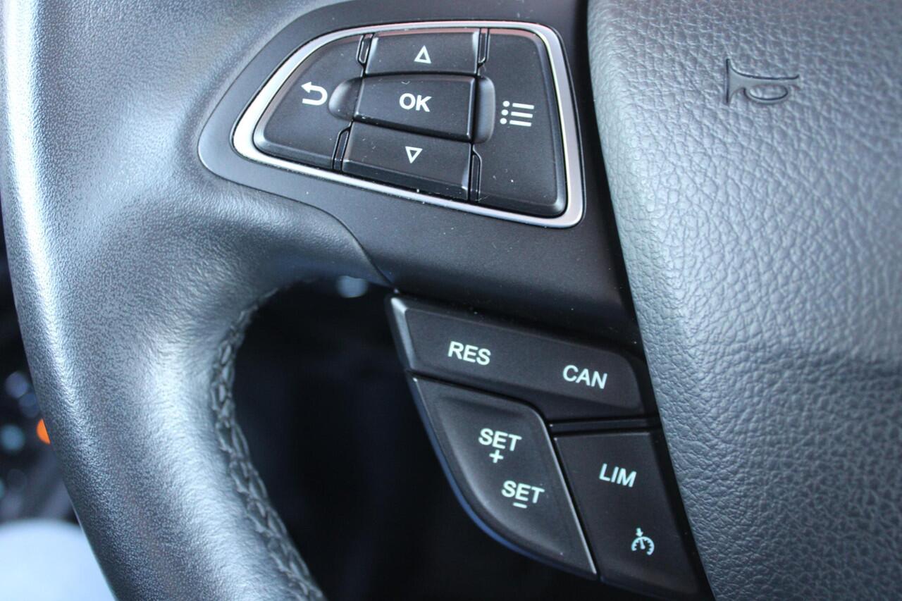 Ford ECOSPORT 1.0 EcoBoost 125 PK Titanium Automaat | 23dkm! | Climate Control | Cruise Control | Navigatie | Privacy Glass