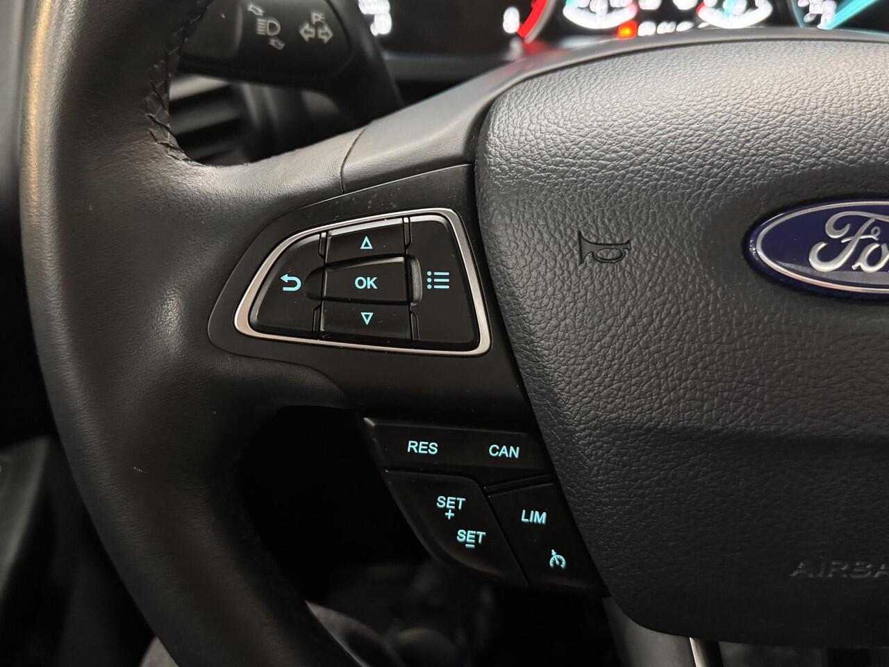 Ford ECOSPORT 125pk Titanium Automaat Navi Camera Winter Parking Dodehoek pack Schuifkanteldak 1e Eigenaar Dealeronderhouden