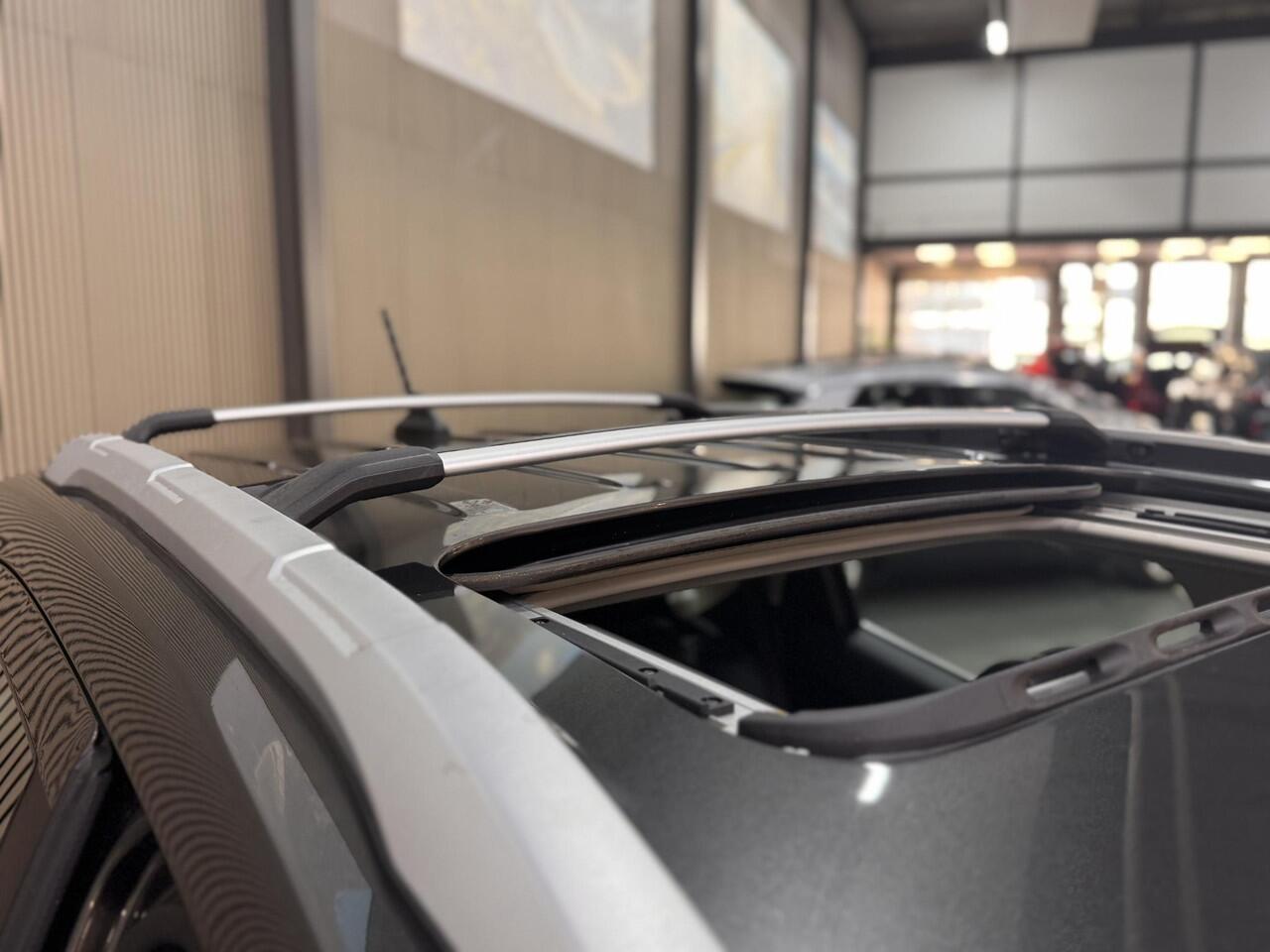 Ford ECOSPORT 125pk Titanium Automaat Navi Camera Winter Parking Dodehoek pack Schuifkanteldak 1e Eigenaar Dealeronderhouden