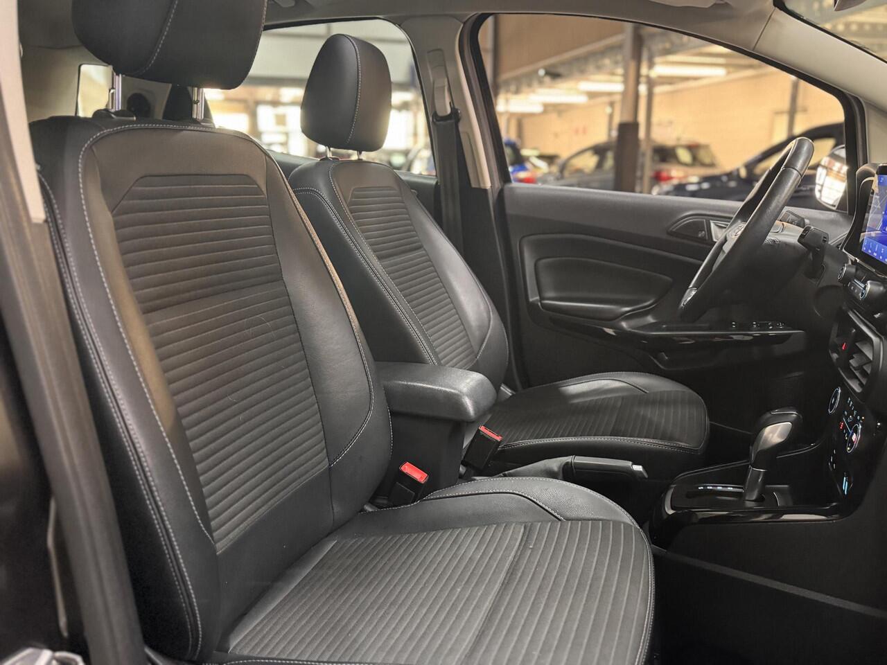 Ford ECOSPORT 125pk Titanium Automaat Navi Camera Winter Parking Dodehoek pack Schuifkanteldak 1e Eigenaar Dealeronderhouden