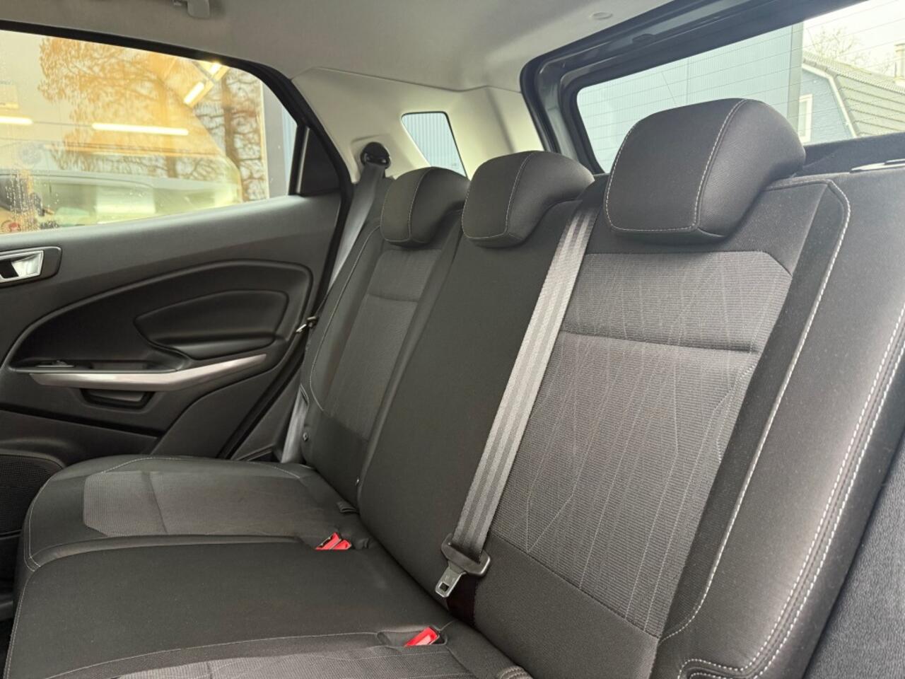 Ford ECOSPORT 1.0 EcoBoost Connected / CarPlay / Android auto / Stoelverw. / Nieuwe wielset / Cruise Control