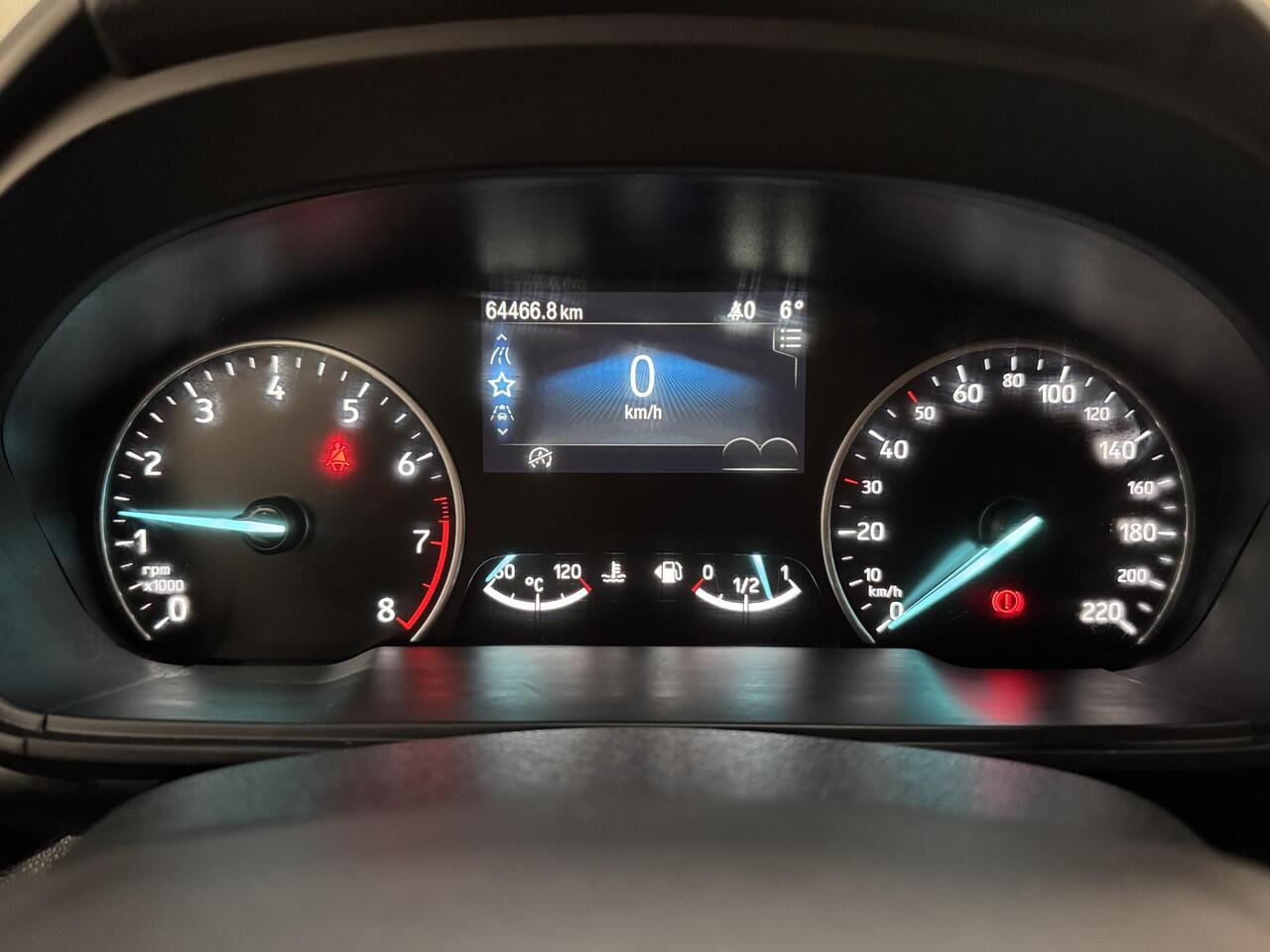 Ford ECOSPORT 125pk Titanium Climat Cruise Half Leer Apple Carplay Parkeersensor Reservewiel Dealeronderhouden