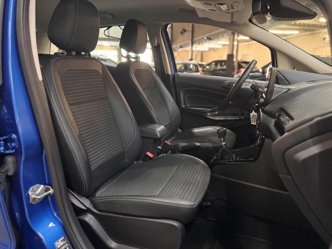 Ford ECOSPORT 125pk Titanium Climat Cruise Half Leer Apple Carplay Parkeersensor Reservewiel Dealeronderhouden