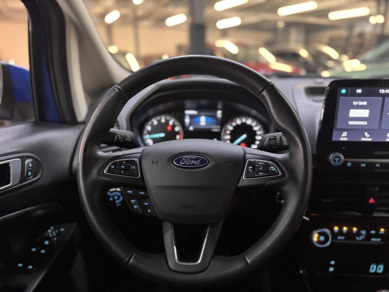 Ford ECOSPORT 125pk Titanium Climat Cruise Half Leer Apple Carplay Parkeersensor Reservewiel Dealeronderhouden