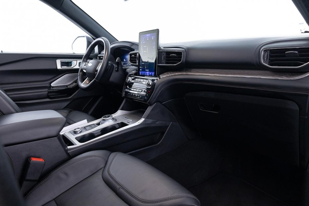 Ford EXPLORER 3.0 V6 Ecoboost PHEV Platinum | 7-Persoons | PANORAMADAK | B&O | LEDER | Trekhaak