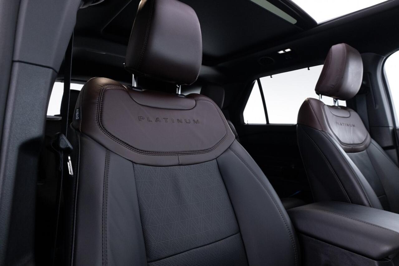 Ford EXPLORER 3.0 V6 Ecoboost PHEV Platinum | 7-Persoons | PANORAMADAK | B&O | LEDER | Trekhaak