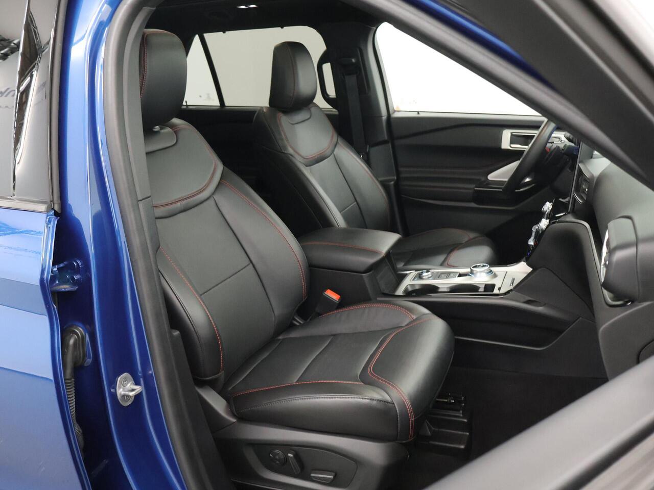 Ford EXPLORER 3.0 V6 EcoBoost PHEV ST-Line | 7 persoons | Trekhaak | 360° Camera | Panoramadak | Navigatie |