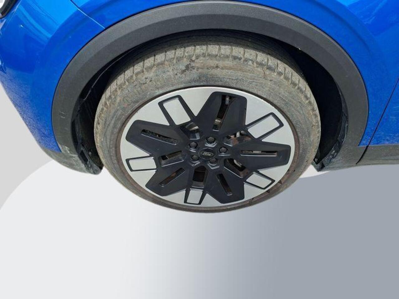 Ford EXPLORER Premium Extended Range RWD 77 kWh 286pk | Driver Assistance Pack | 21 inch Licht metalen Velgen