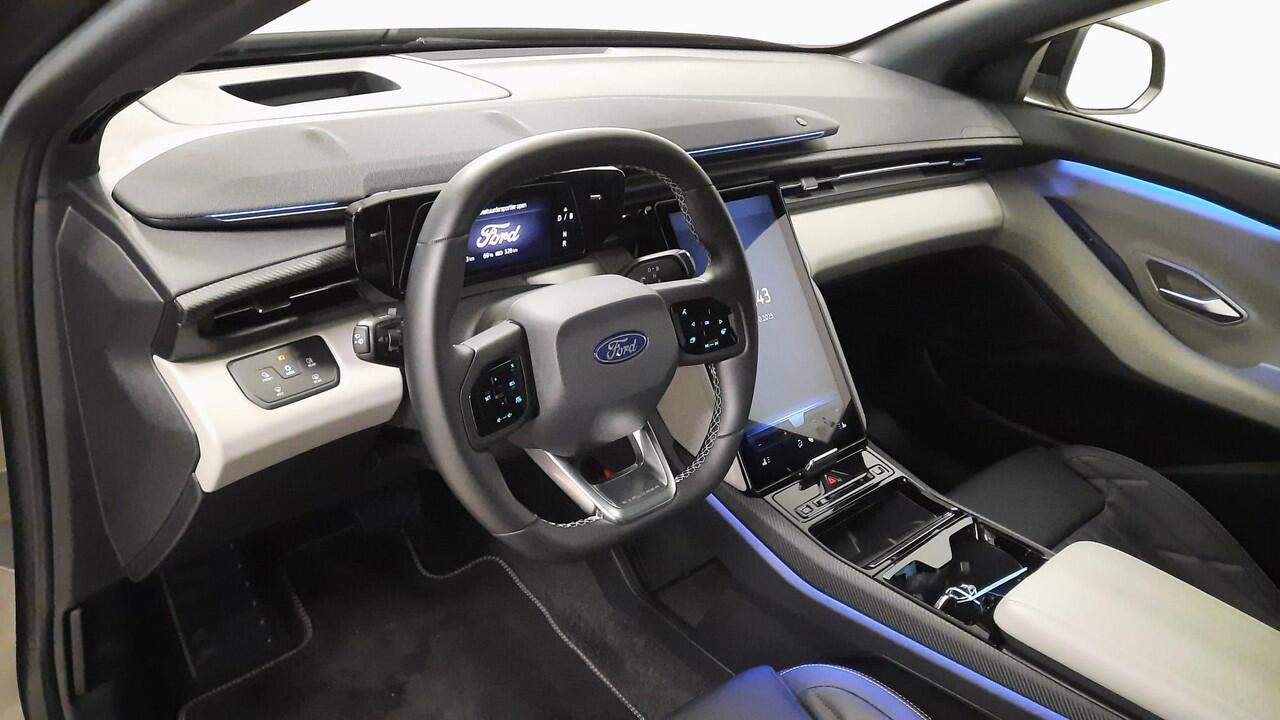 Ford EXPLORER Premium Extended Range RWD 77 kWh