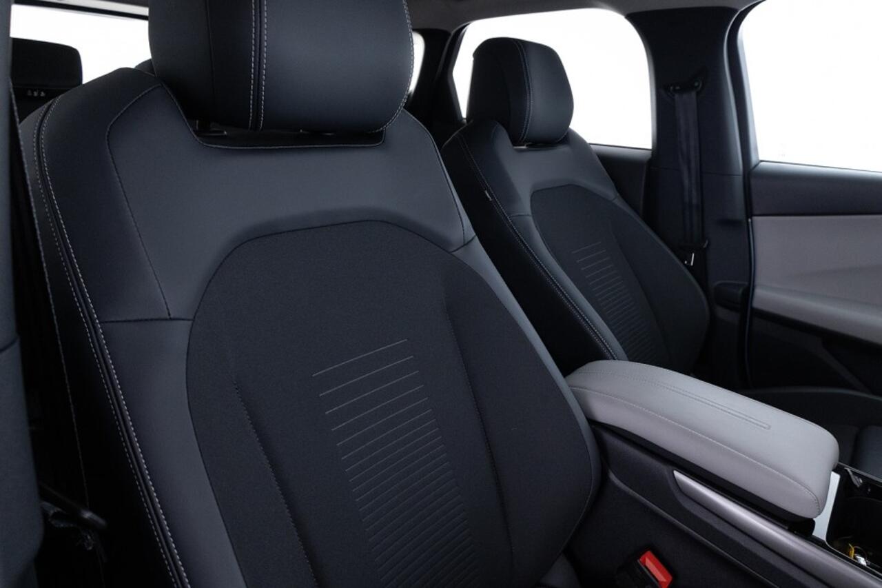 Ford EXPLORER EV Extended Range RDW 77 kWh 286PK | 360 Camera | Head Up | NAVI | Full LED