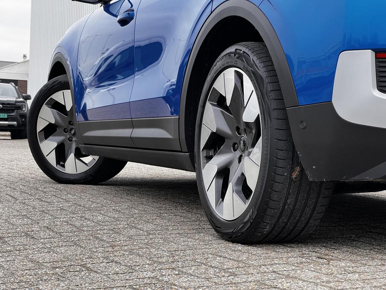 Ford EXPLORER Premium Extended Range RWD 77 kWh 286pk | Panorama Dak | Driver assistance Pack | Trekhaak wegklapbaar | AGR stoelen