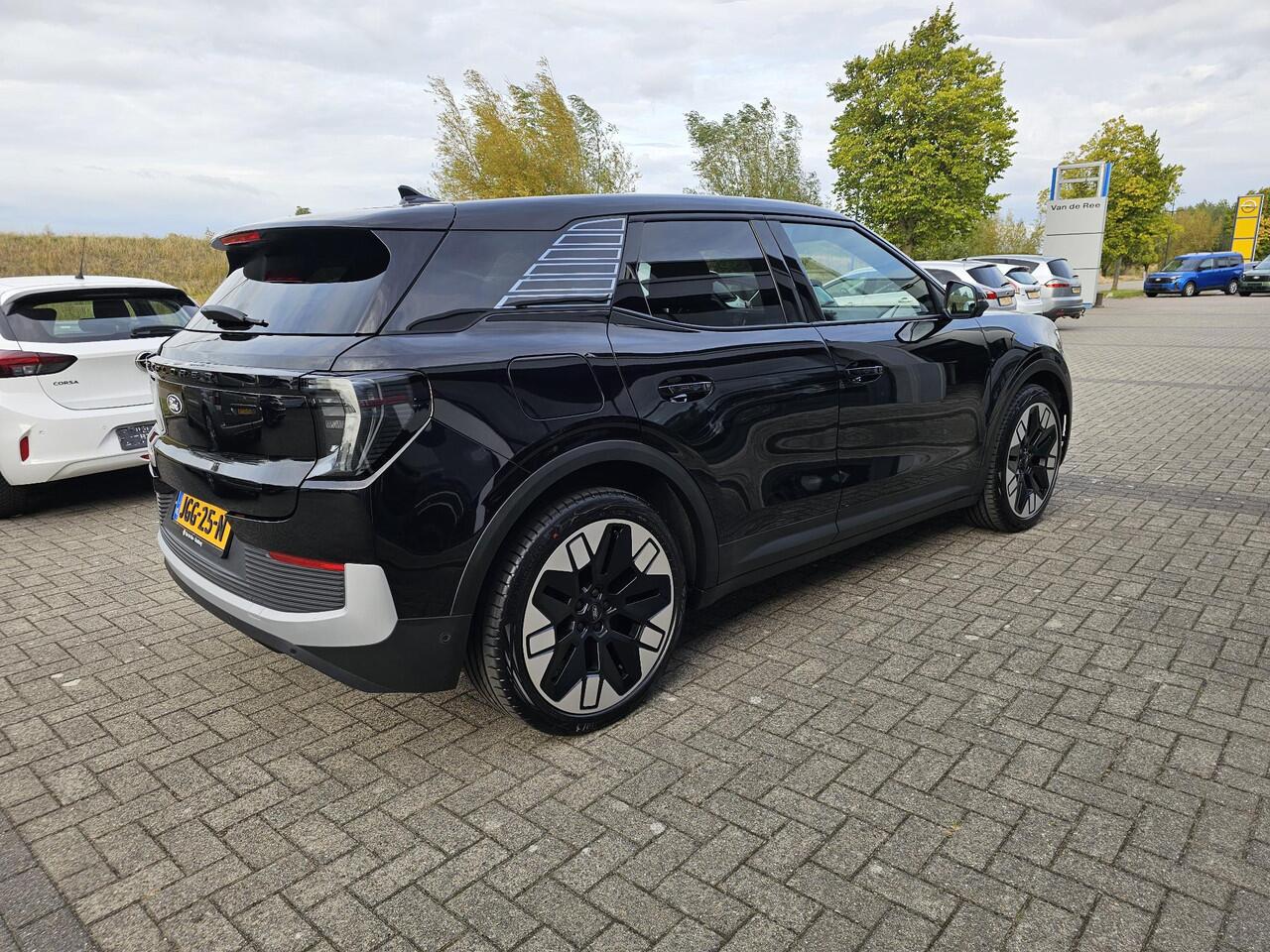 Ford EXPLORER Premium Extended Range RWD 77 kWh Panoramadak - Warmtepomp - 602 km bereik WLPT