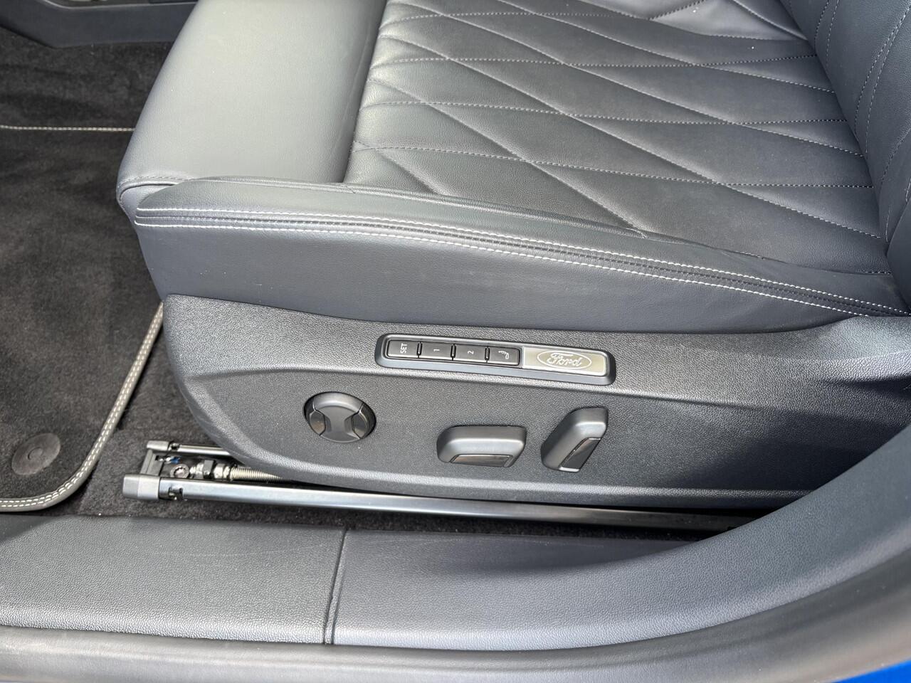 Ford EXPLORER Premium Extended Range RWD 77 kWh 286pk | Driver Assistance Pack | 21 inch Licht metalen Velgen