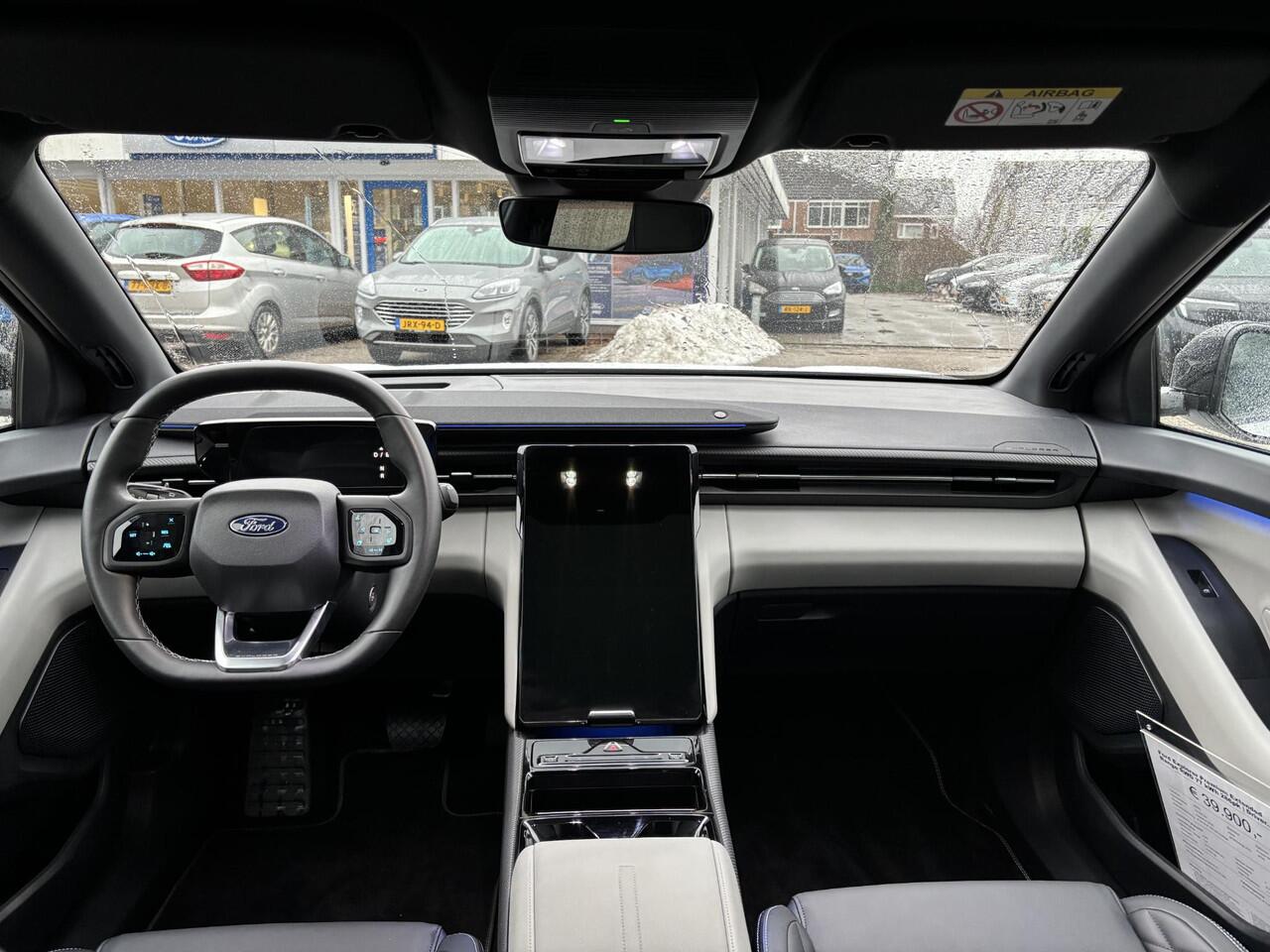 Ford EXPLORER Premium Extended Range RWD 77 kWh 286pk | Driver Assistance Pack | Panoramadak | 21 inch Licht metalen Velgen