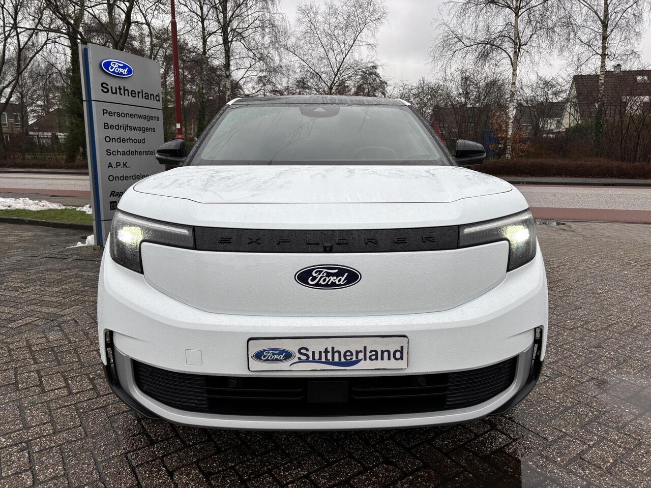 Ford EXPLORER Premium Extended Range RWD 77 kWh 286pk | Driver Assistance Pack | Panoramadak | 21 inch Licht metalen Velgen