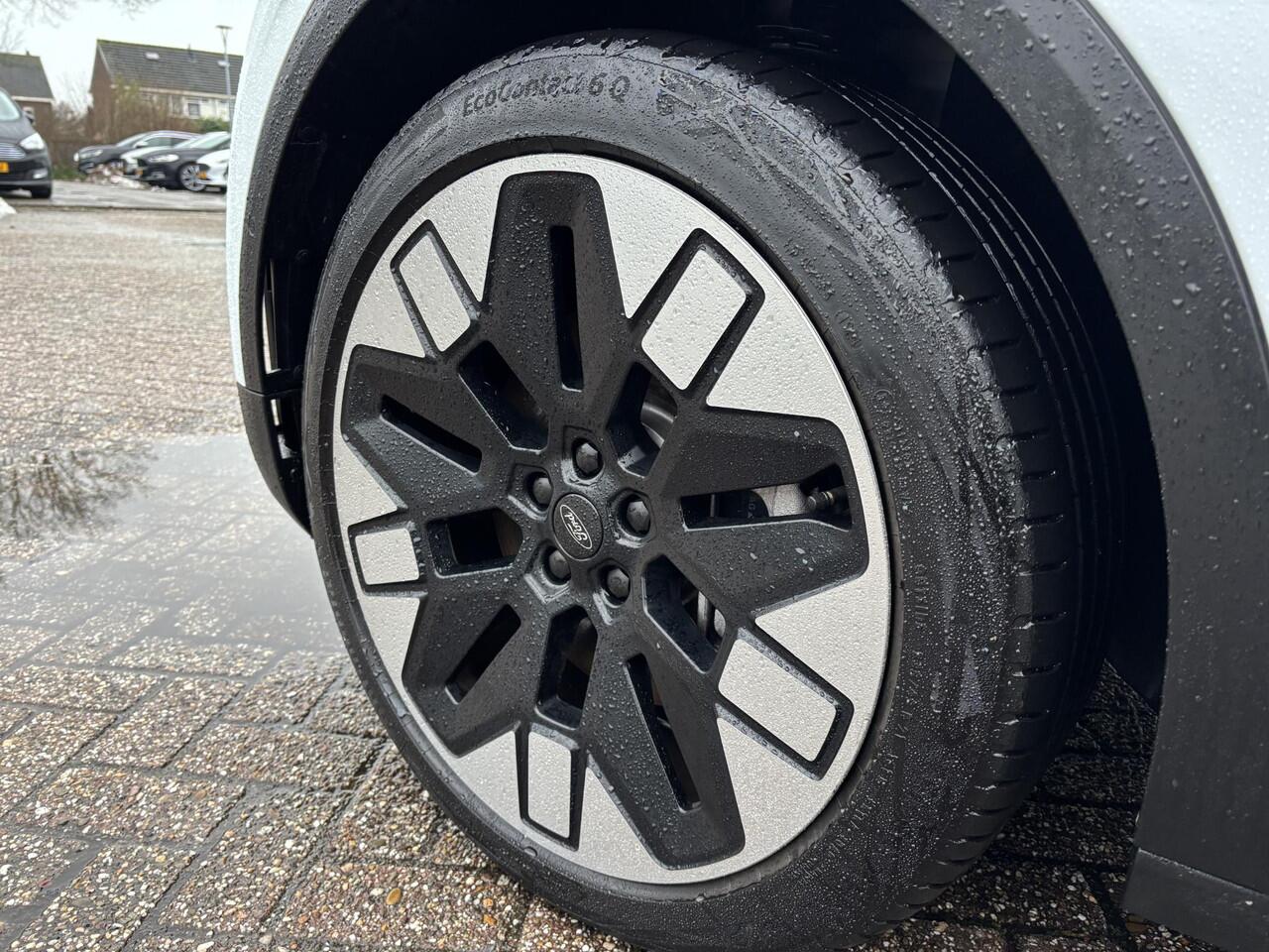 Ford EXPLORER Premium Extended Range RWD 77 kWh 286pk | Driver Assistance Pack | Panoramadak | 21 inch Licht metalen Velgen