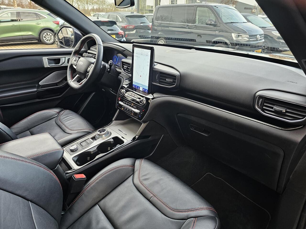 Ford EXPLORER 3.0 V6 EcoBoost PHEV ST-Line 457pk | Full LED | Adaptieve Cruise | Panorama Dak | Trekhaak afneembaar | 2.500kg Trekgewicht | Verlengde fabrieks garantie tot 06-2028