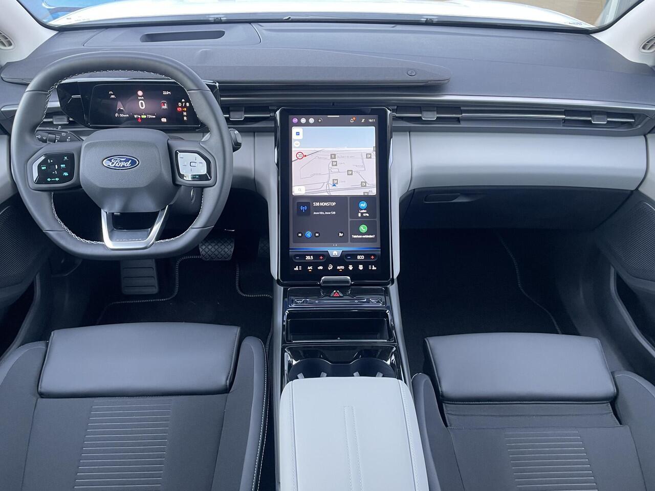 Ford EXPLORER Extended Range RWD 77 kWh | Direct Leverbaar! | NU ¤ 2000,- Voordeel+ gratis Warmtepomp! | AGR Comfort stoelen | Elektrisch wegklapbare trekhaak |