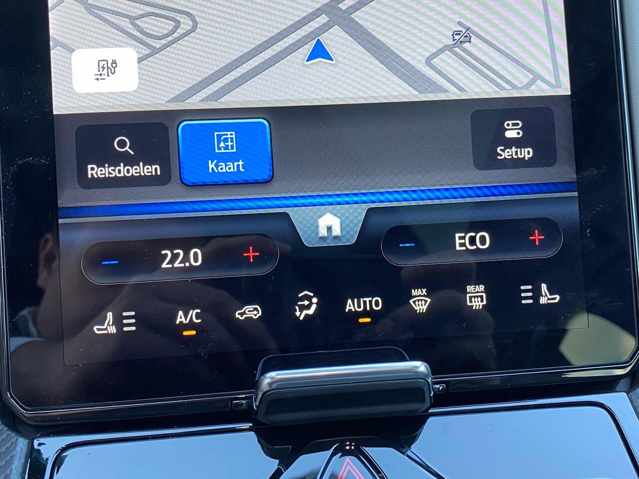 Ford EXPLORER Premium Extended Range RWD 77 kWh | Glazen dak | 21 Inch | Head-up display | 360 graden camera | Matrix verlichting | B&O Sound |