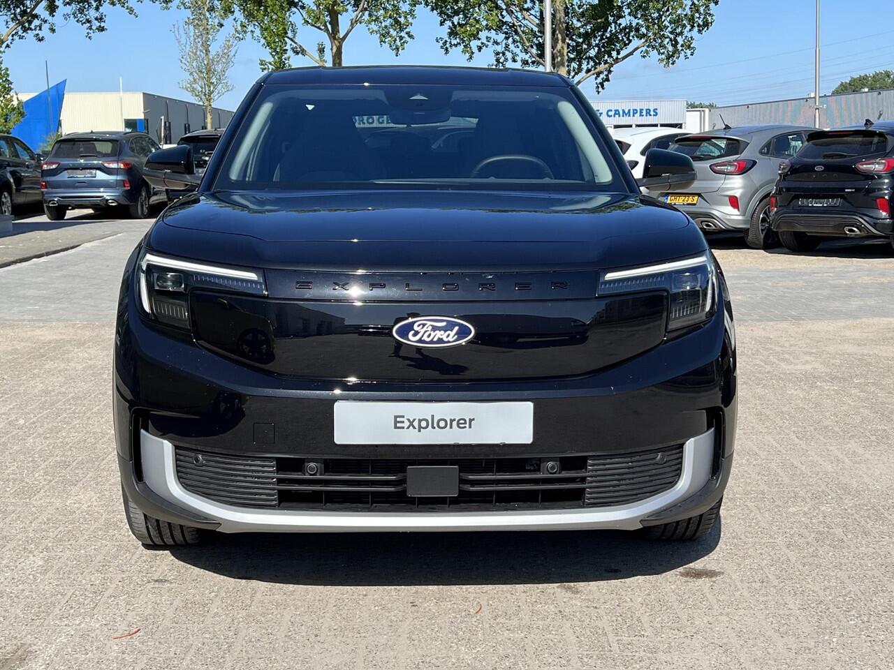 Ford EXPLORER Extended Range RWD 77 kWh Ford Voorraad | Zuid | Adaptieve cruise control | Stuurwiel verwarming | stoelverwarming | Achteruitrijcamera