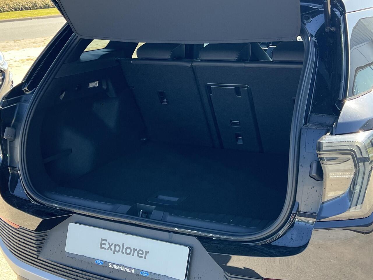 Ford EXPLORER Extended Range RWD 77 kWh Ford Voorraad | Zuid | Adaptieve cruise control | Stuurwiel verwarming | stoelverwarming | Achteruitrijcamera