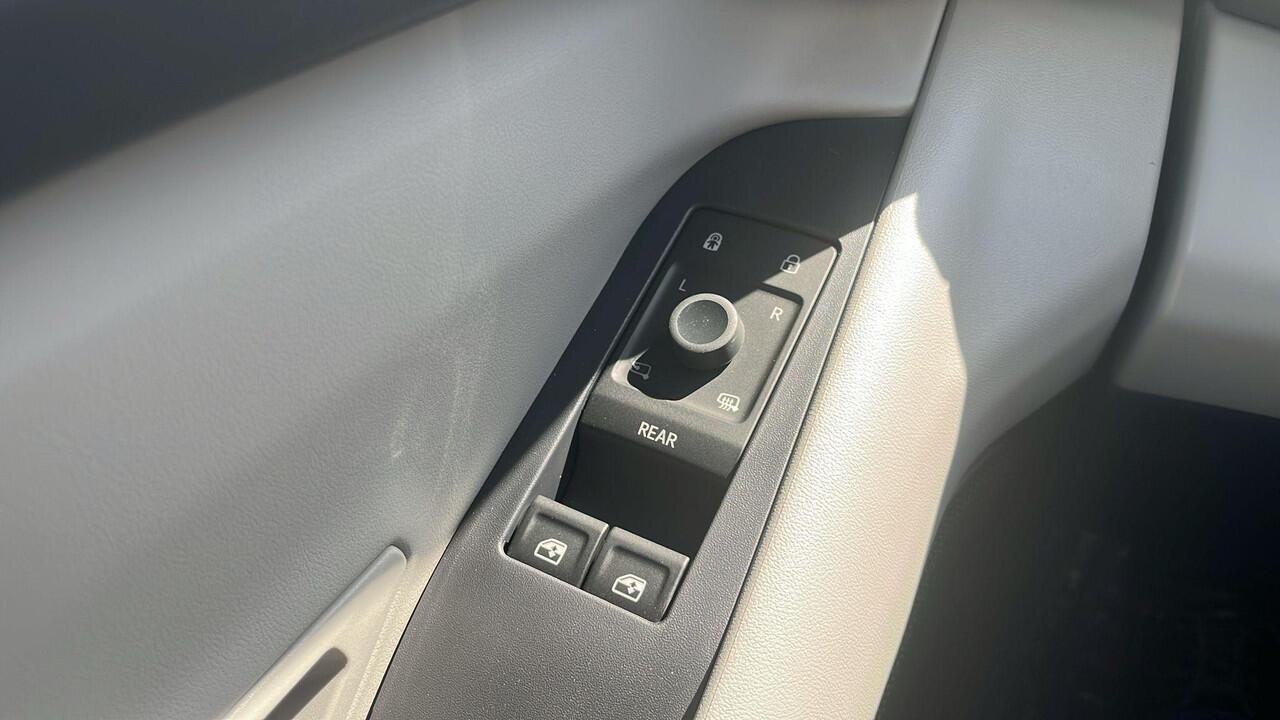 Ford EXPLORER Extended Range RWD 77 kWh zuid | 286pk | Driver Assistance Pack | Wegklapbare Trekhaak | Ford Voorraad