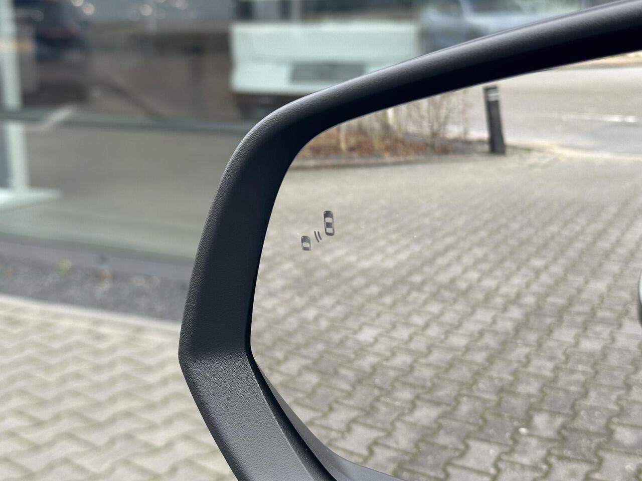 Ford EXPLORER Premium Extended Range RWD 77 kWh Driver assistance pack | B&O Premium audio