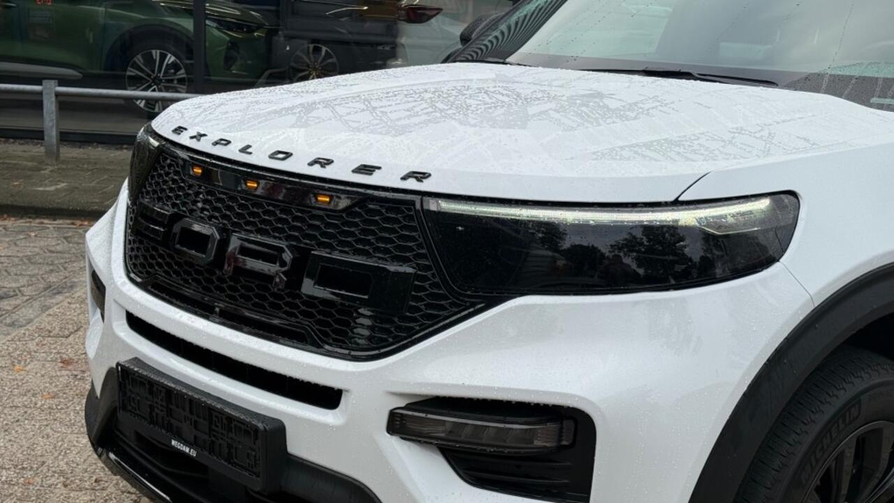 Ford EXPLORER 3.0 V6 EB PHEV ST-LINE BLACK EDITION / RAPTOR GRILL