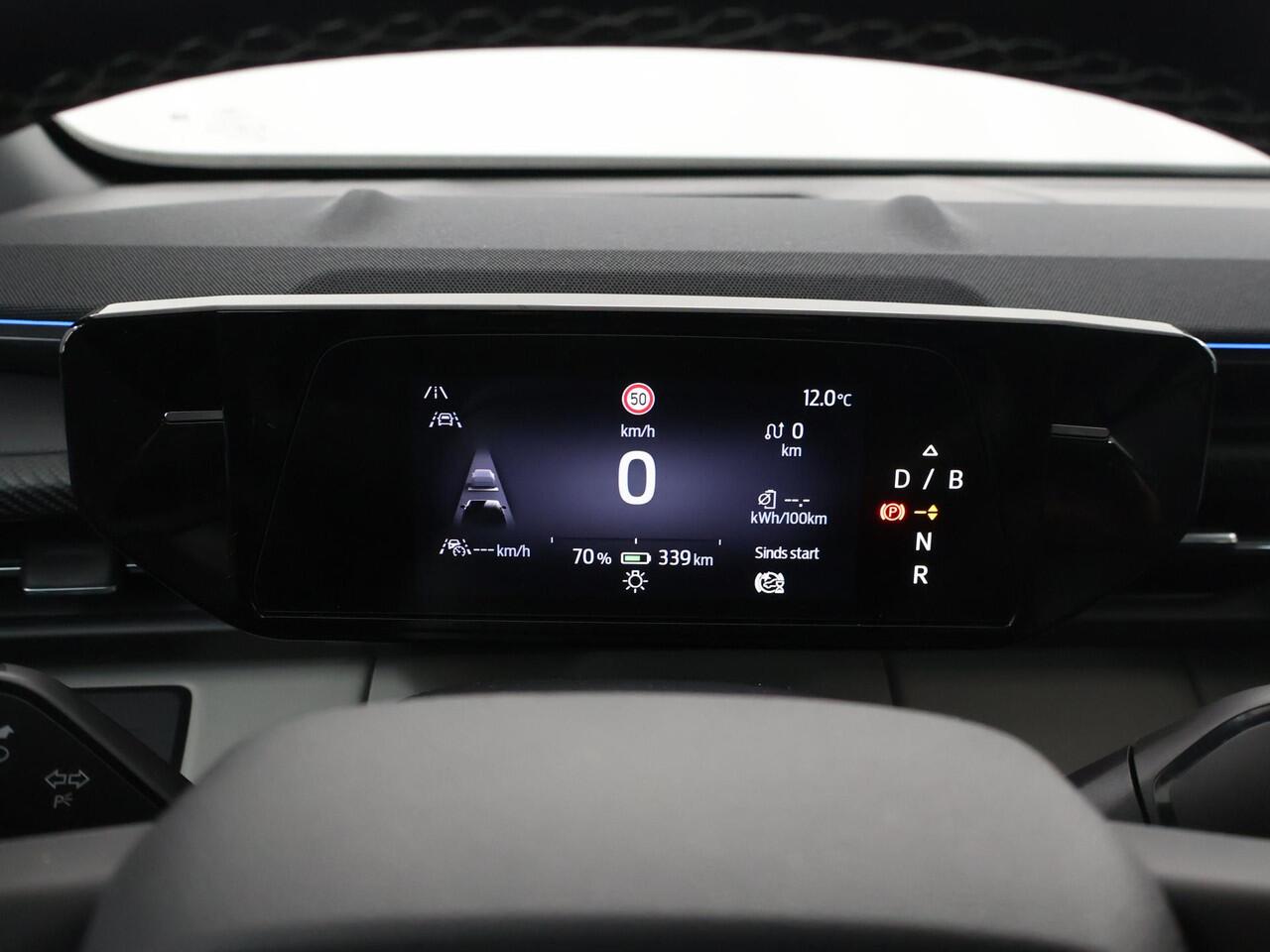 Ford EXPLORER Premium Extended Range RWD 77 kWh | Trekhaak | Panoramadak | Head-Up | 360° Camera | Matrix Led | Navigatie |