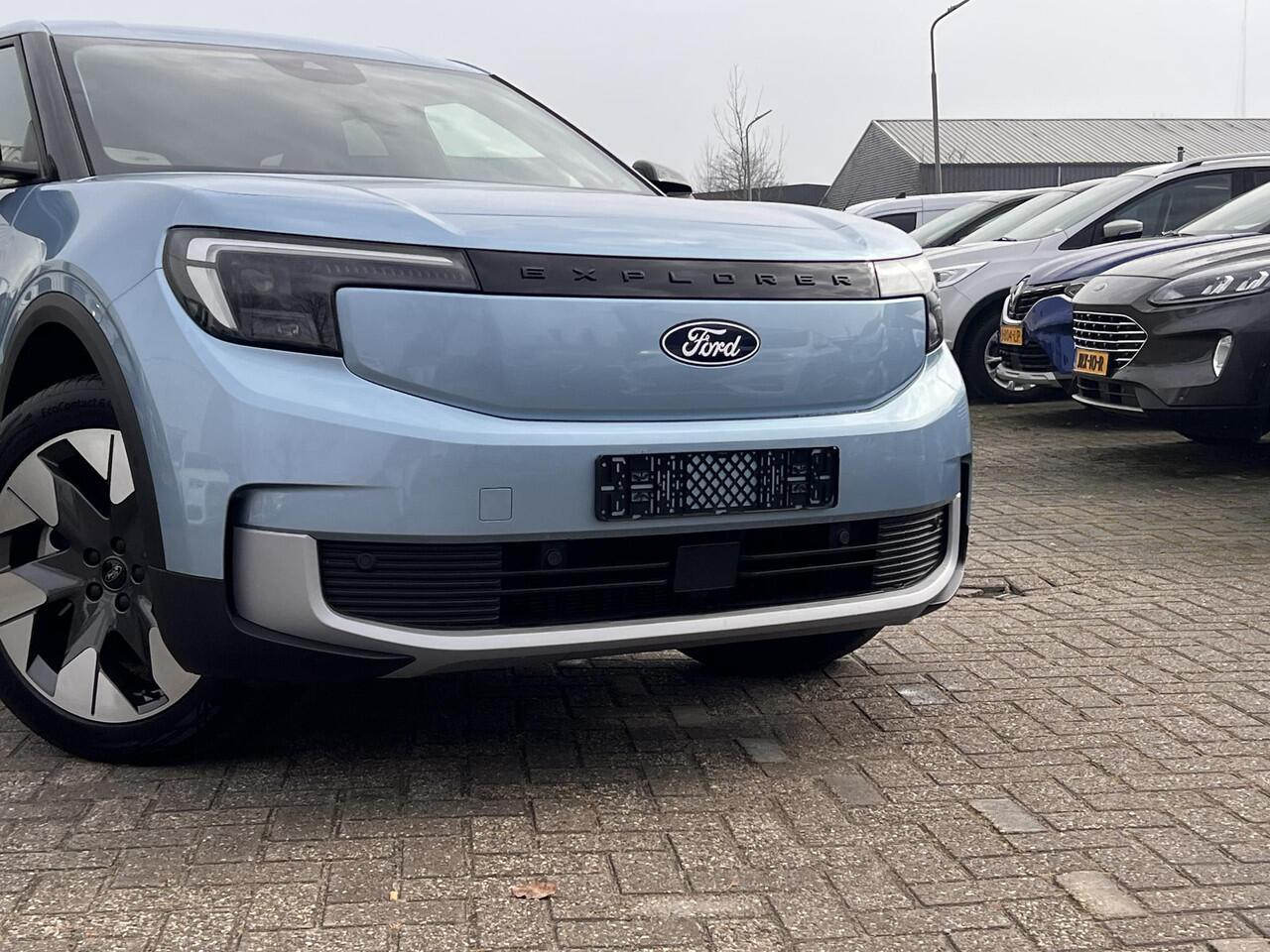 Ford EXPLORER Premium Extended Range RWD 77 kWh 286pk | Adaptieve Cruise | Massage Stoelen | Winterpack | Vol leder