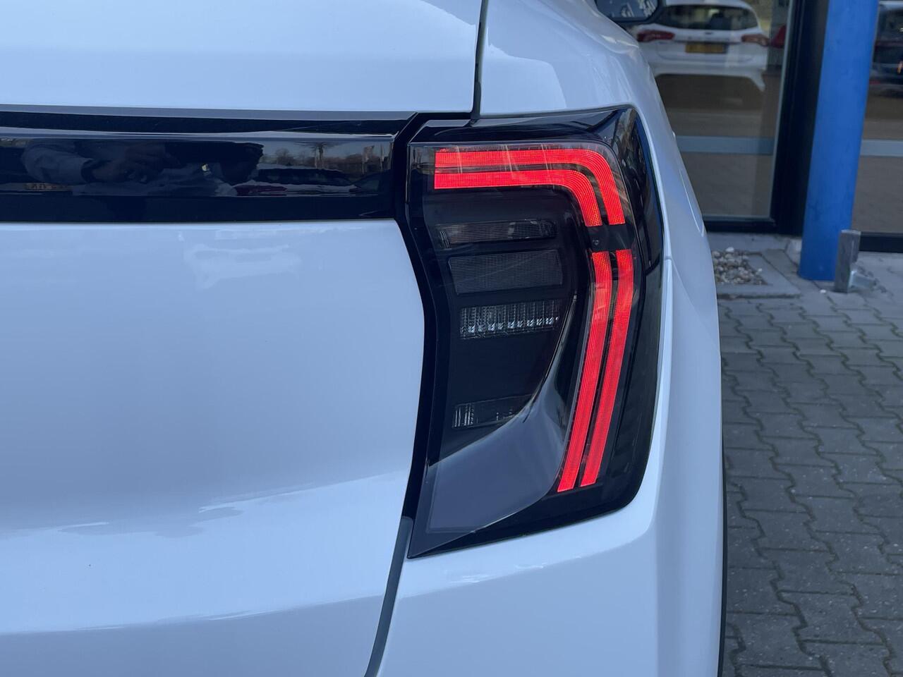 Ford EXPLORER Select Extended Range RWD 77 kWh ¤ 4000,- Voordeel| AGR Comfort stoelen | Elektrisch wegklapbare trekhaak | Driver Assistance Pack |