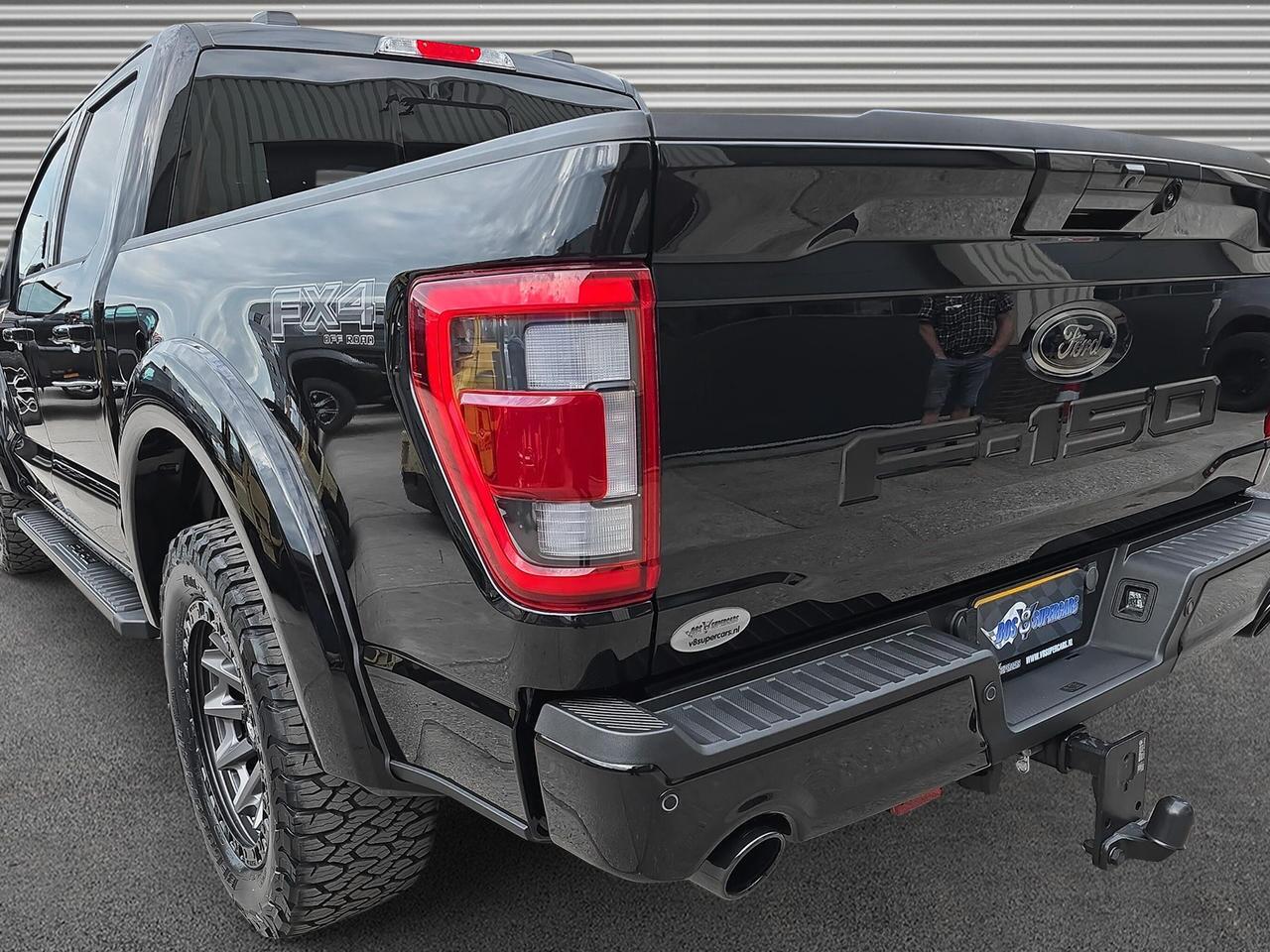 Ford F-150 LARIAT SPORT BAD ASS BOS