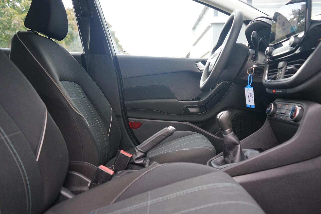 Ford FIESTA 1.1 Cool& Connect , 5-deurs, Magnetic Gray, Applink, Navi, PDC, 1e eigenaar.