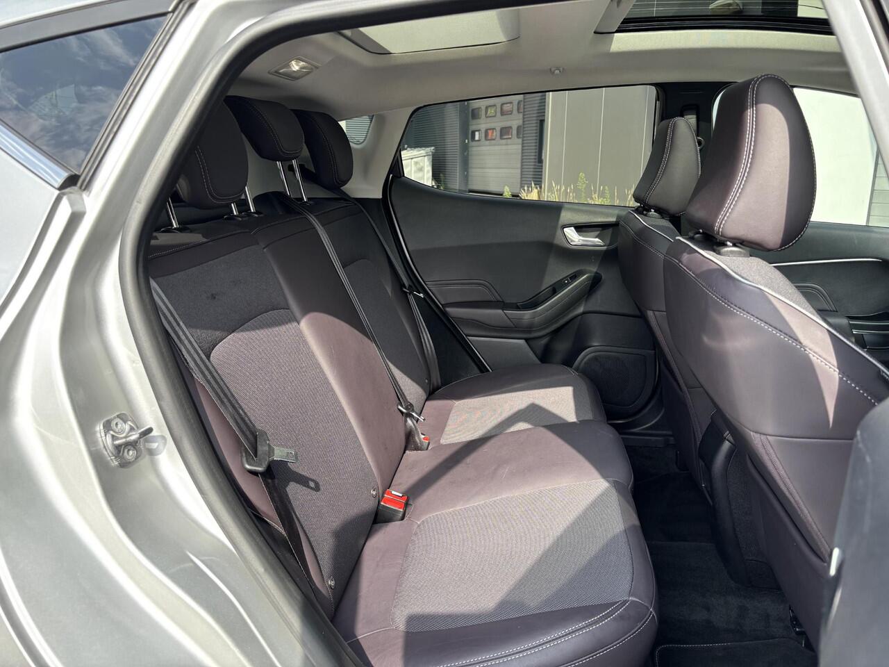 Ford FIESTA 1.0 EcoBoost Vignale NL-Auto, Full-Options! | Panoramadak | Adapt. Cruise Control | Stuur- + Stoelverwarming | B&O Audio | 18'' Velgen | Rijklaarprijs!