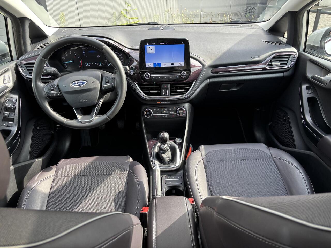 Ford FIESTA 1.0 EcoBoost Vignale NL-Auto, Full-Options! | Panoramadak | Adapt. Cruise Control | Stuur- + Stoelverwarming | B&O Audio | 18'' Velgen | Rijklaarprijs!
