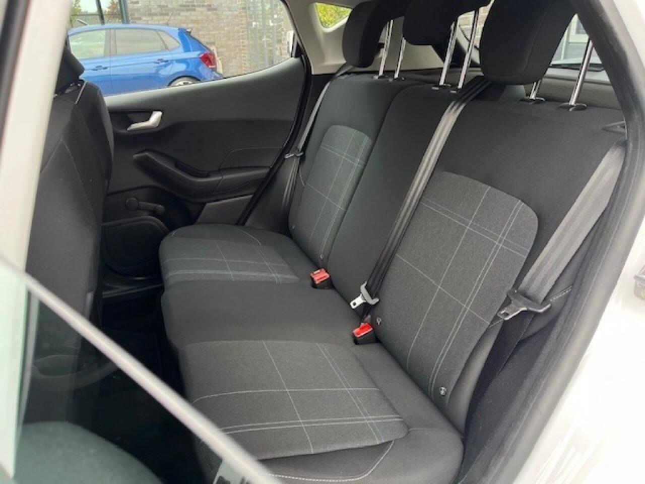 Ford FIESTA 1.1 TREND 5DRS AIRCO - CRUISE - PDC ORG. NL