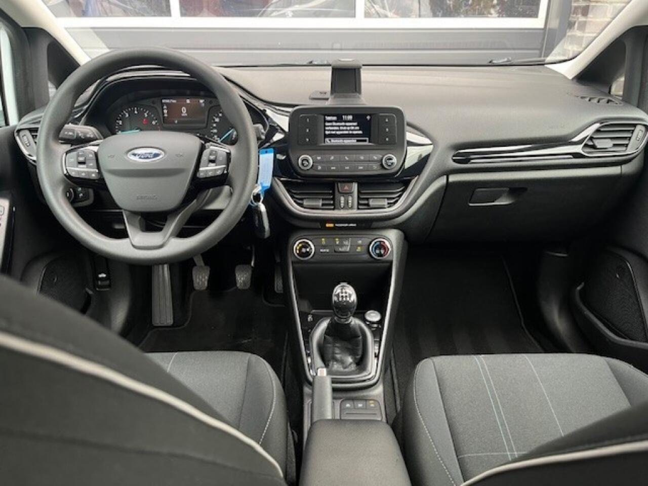 Ford FIESTA 1.1 TREND 5DRS AIRCO - CRUISE - PDC ORG. NL