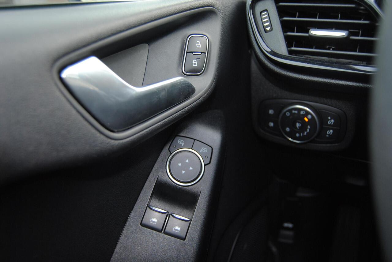 Ford FIESTA 1.1 Trend