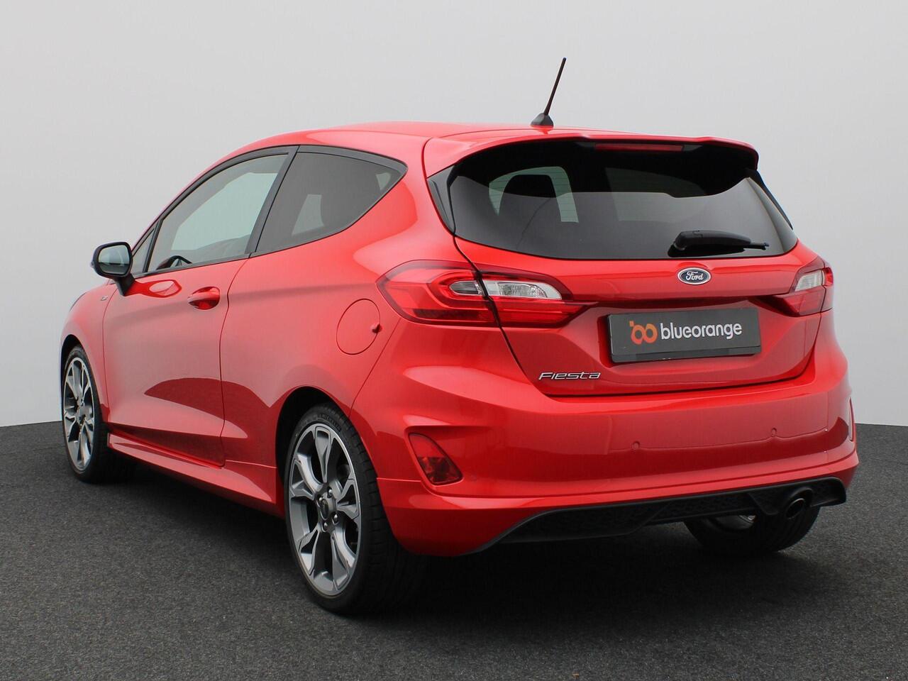 Ford FIESTA 1.0 EcoBoost ST-Line 125PK Navi, Apple Carplay/Android Auto, Clima, PDC Achter, Cruise Controle, Voorruitverwarming, 17" LM Velgen, Lane Assist