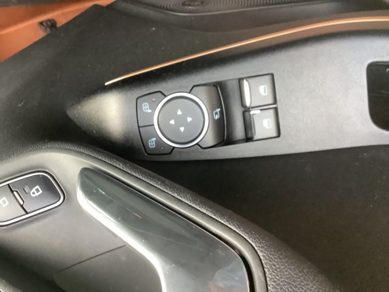 Ford FIESTA 1.0 ECOB. VIGNALE