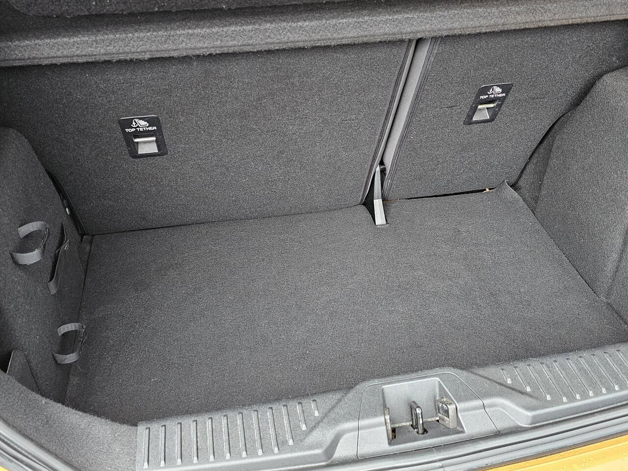 Ford FIESTA 1.0 EcoBoost Active First Edition 125 pk | Adaptieve cruise control | Climate control | Voorruitverwarming | Navigatie | PDC | 17'' velgen | Lane assist | Dealeronderhouden etc.