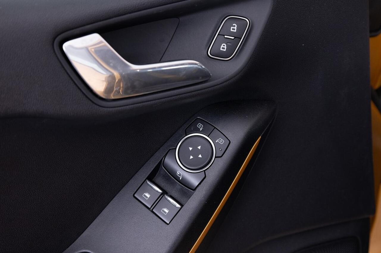 Ford FIESTA 1.0 EcoBoost Active First Edition | NAVI | LED | VELGEN