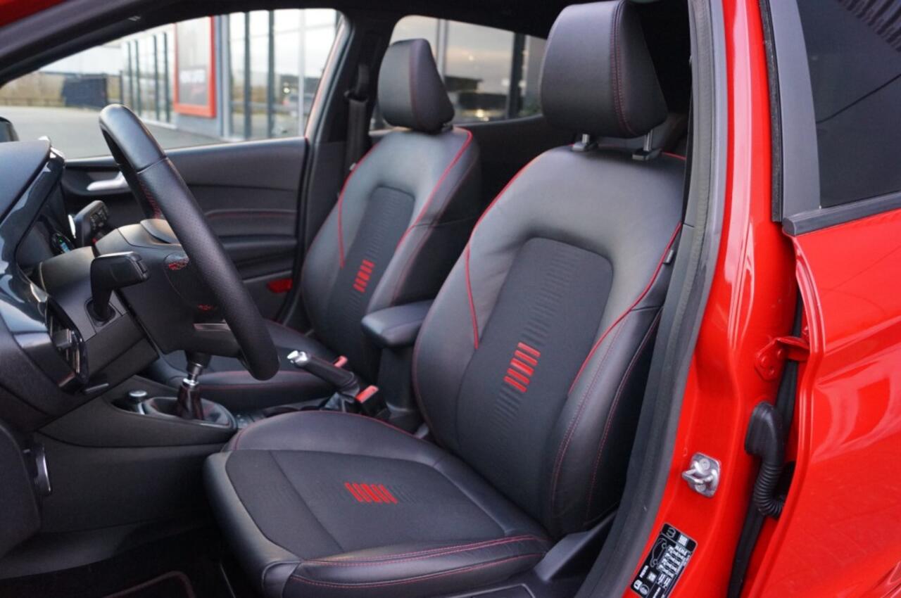 Ford FIESTA 1.0 EcoBoost ST-Line / Panoramadak / Navi / 18 Inch LM/ PDC/ App-Connect