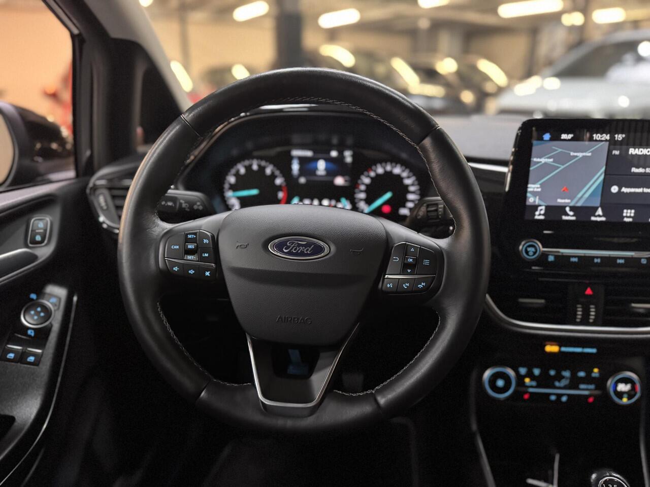 Ford FIESTA 100pk EcoBoost Titanium Navi Camera Winter Parking pack Climat Cruise DAB+ Dealeronderhouden