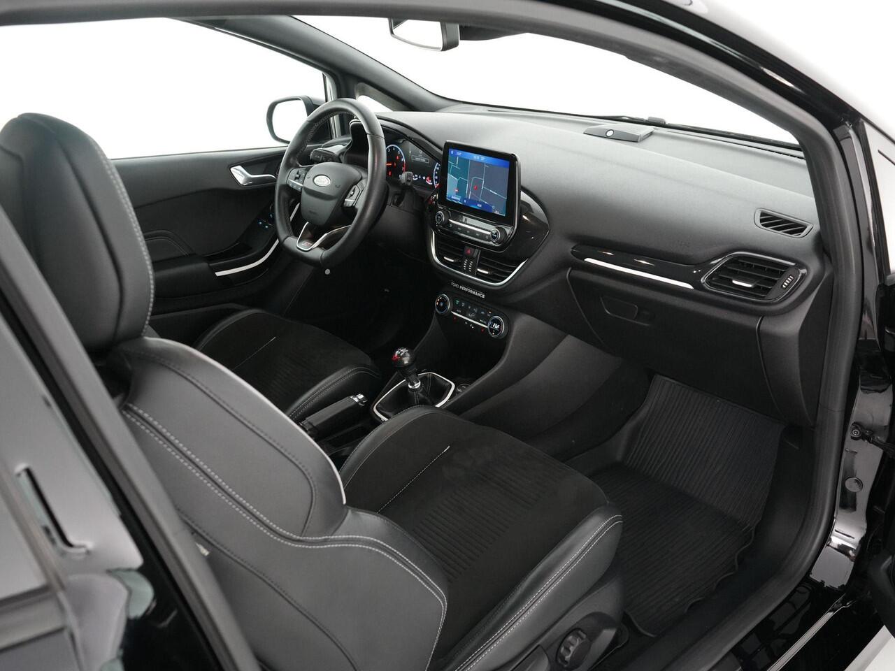 Ford FIESTA ST-3 1.5 200pk |dealer onderhouden|Milltek|Maxton|sper diff|launch control|B&O|Apple Carplay|BLIS|