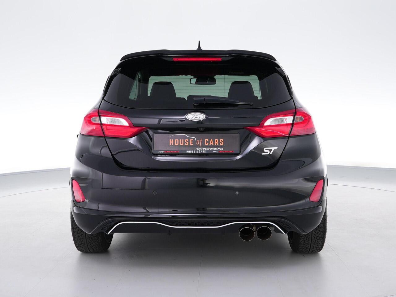 Ford FIESTA ST-3 1.5 200pk |dealer onderhouden|Milltek|Maxton|sper diff|launch control|B&O|Apple Carplay|BLIS|